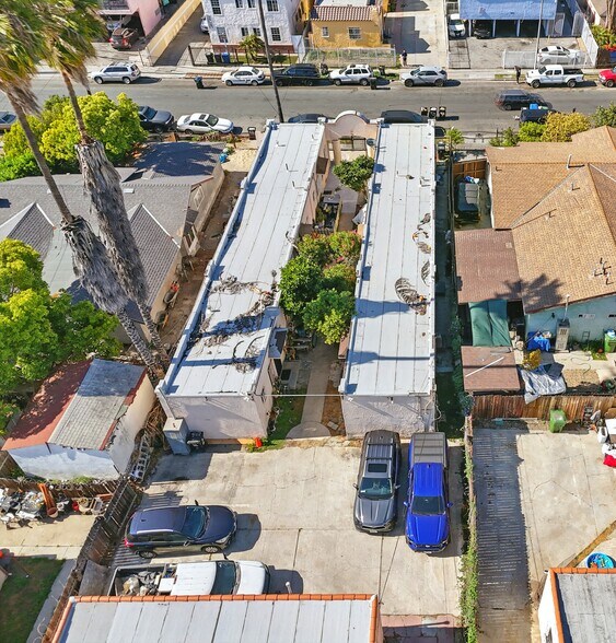 More Photos Of 924 W 82nd St, Los Angeles Apartments For Sale