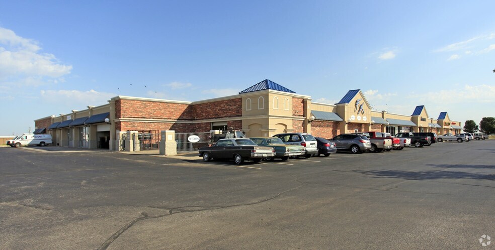 More Photos Of 1627-1629 E US Highway 66, El Reno Unknown For Lease