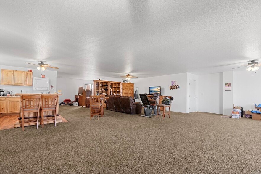 More Photos Of 302 S Purcell Blvd, Pueblo West Auto Dealership For Sale