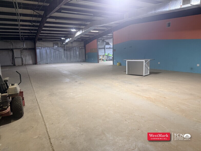 More Photos Of 3701 N Frankford Ave, Lubbock Industrial For Sale
