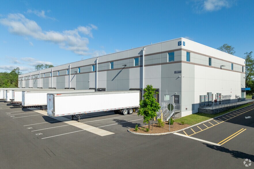 More Photos Of 115 River Road, Flemington Unknown For Lease