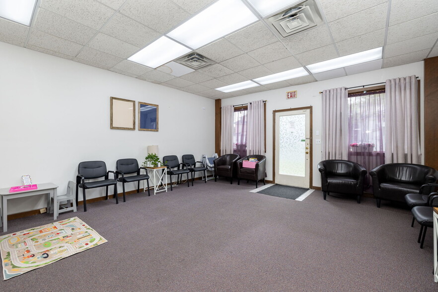 More Photos Of 704-708 Sumner Ave, Springfield Office Residential For Sale