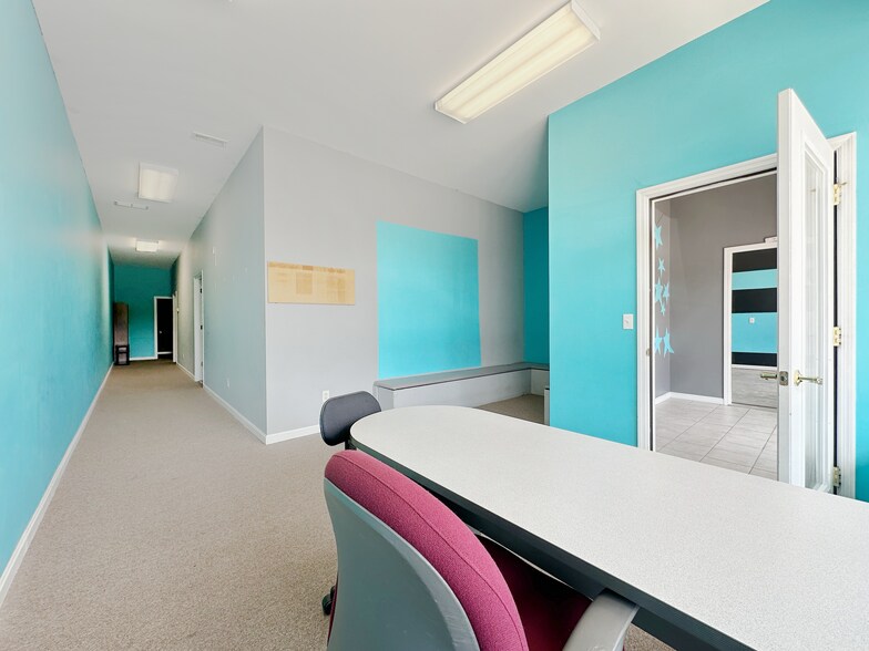 More Photos Of 1246 Old State Route 74, Batavia Storefront Retail Office For Lease