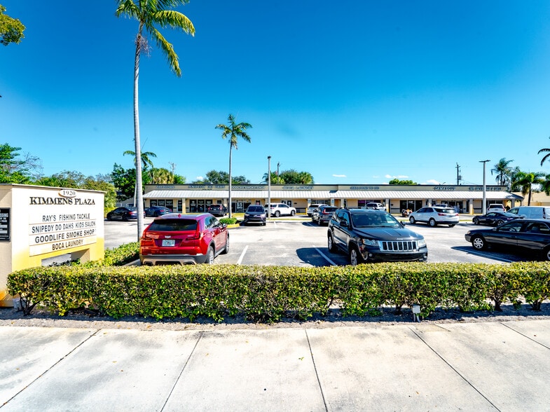 More Photos Of 1920 NW Boca Raton Blvd, Boca Raton Unknown For Lease