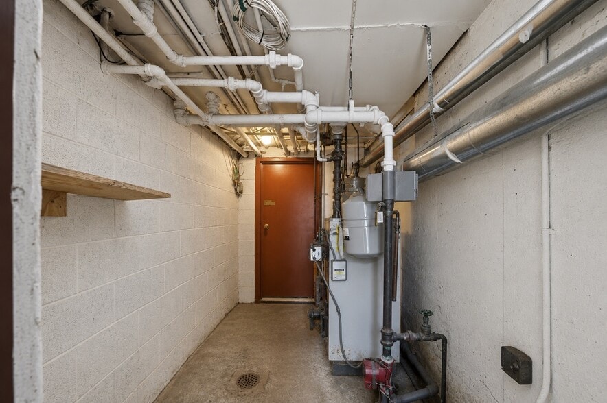More Photos Of 756 E 223rd St, Bronx Multifamily For Sale