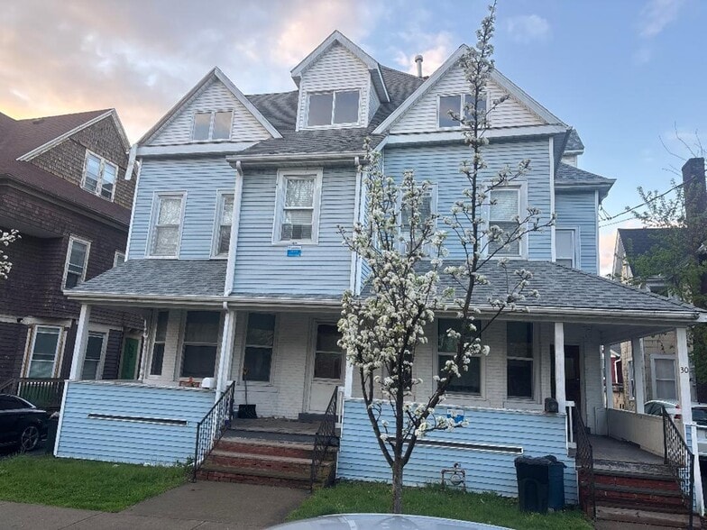 Primary Photo Of 32 Seminary Ave, Binghamton Apartments For Sale