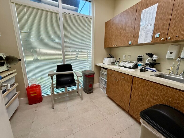 More Photos Of 8501 SW 124th Ave, Miami Medical For Sale