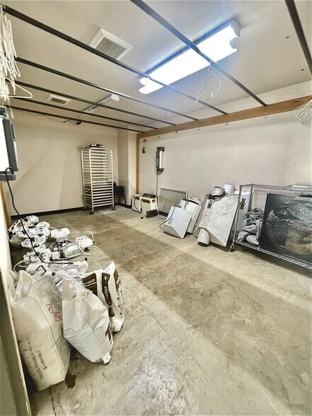 More Photos Of 115 Rio Vista Ave, Antonito Warehouse For Lease