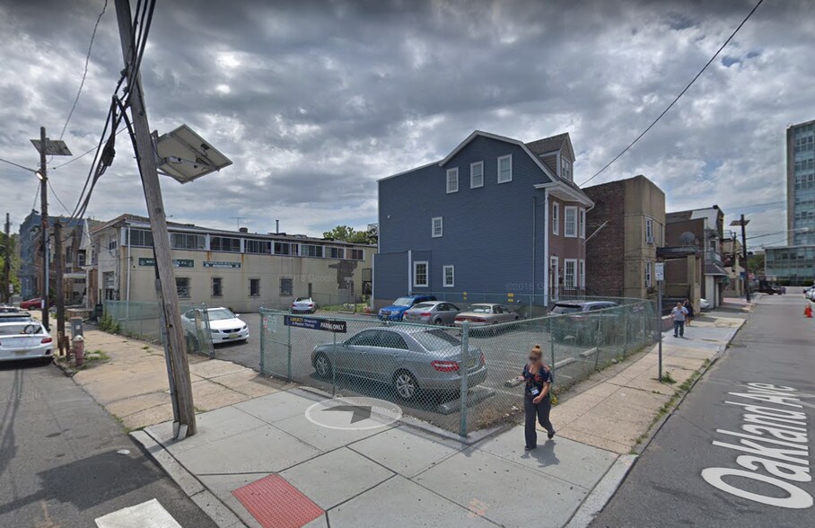 More Photos Of 26 Oakland Ave, Jersey City Land For Sale