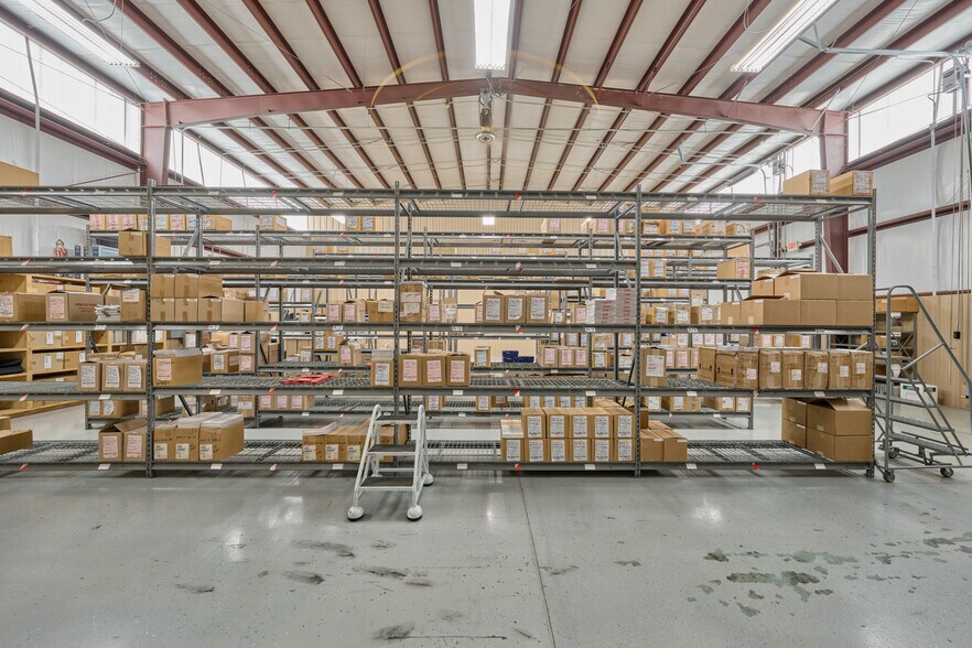 More Photos Of 26451 Hanna Rd, The Woodlands Warehouse For Sale