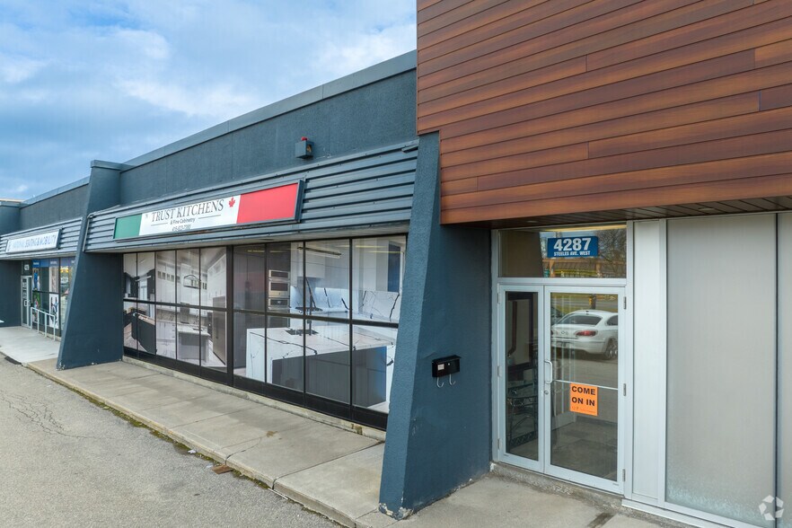 More Photos Of 4249-4291 Steeles Ave W, Toronto Flex For Lease
