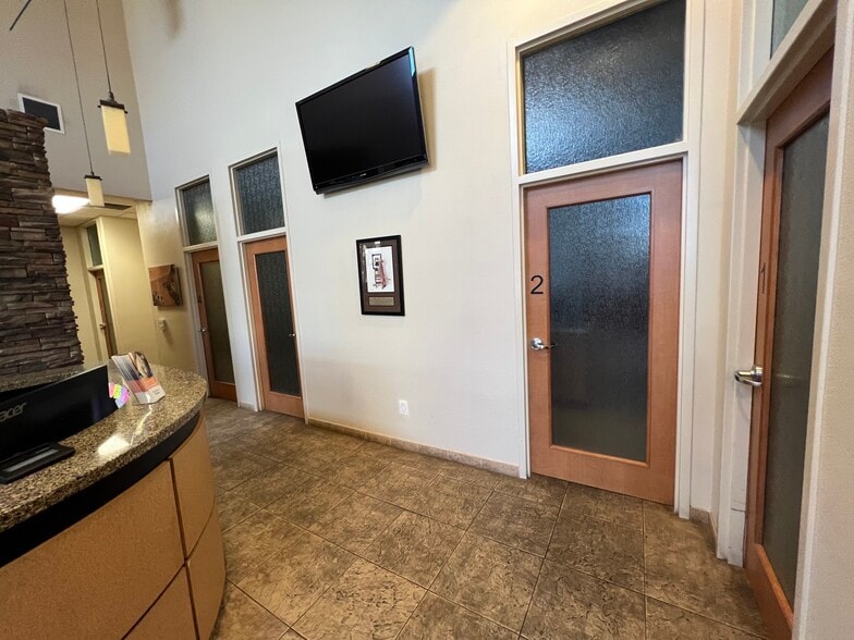 More Photos Of 1060 E Flamingo Rd, Las Vegas Medical For Lease