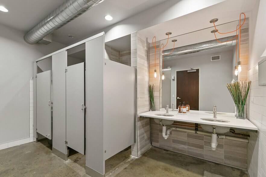 More Photos Of 2245 Curtis St, Denver Loft Creative Space For Sale