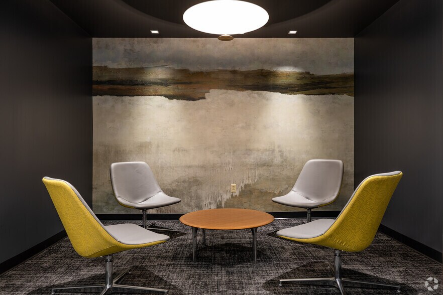 More Photos Of 7 Becker Farm Rd, Roseland Office For Lease