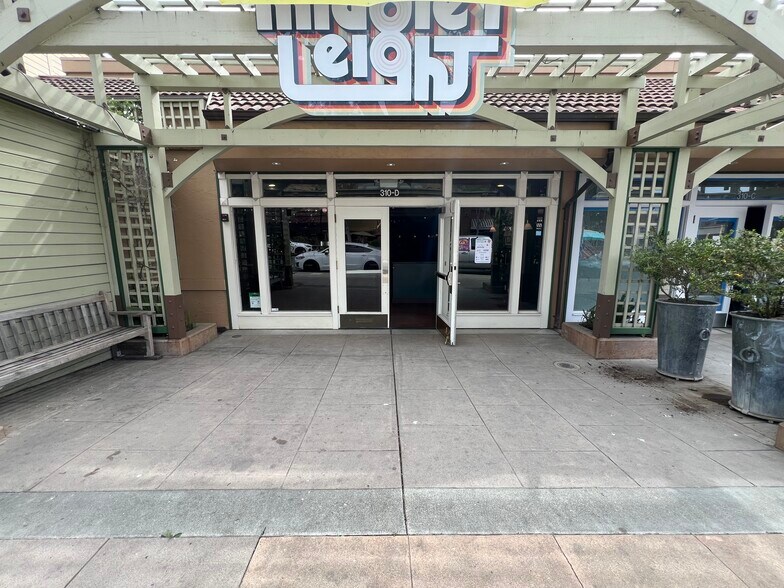 Primary Photo Of 310 Main St, Pleasanton Restaurant For Lease