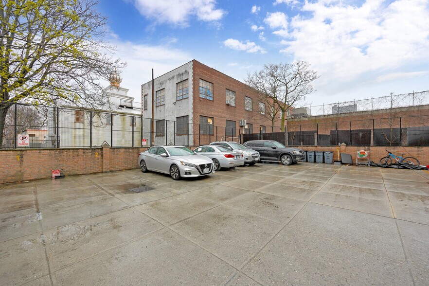 More Photos Of 172-18 Jamaica Ave, Jamaica Apartments For Sale