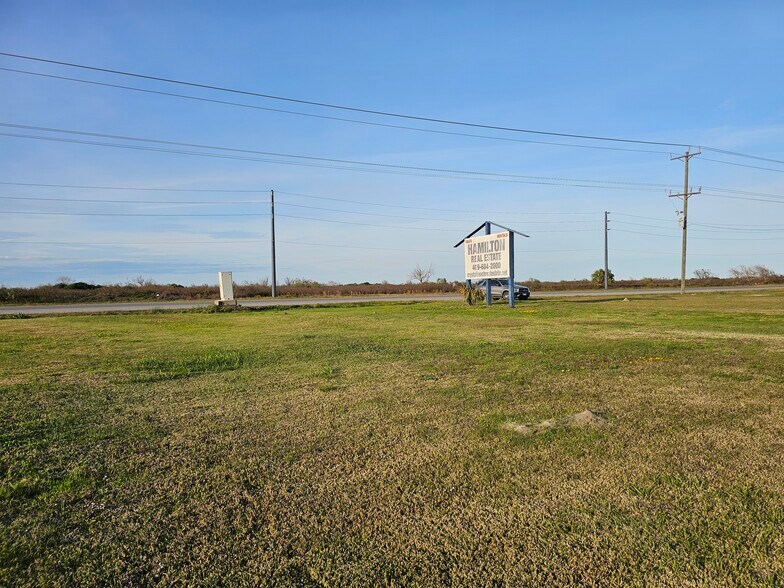 More Photos Of 3114 TX 87, Crystal Beach Land For Lease