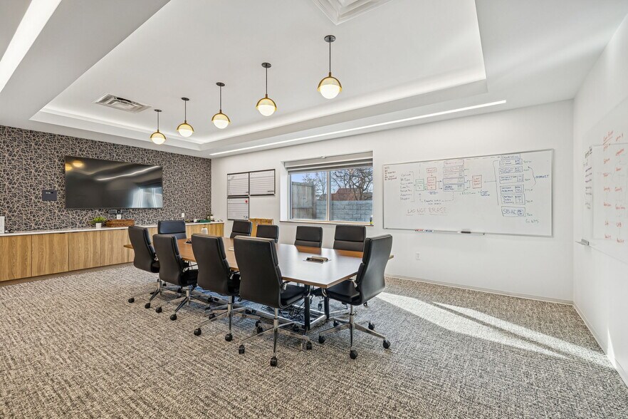 More Photos Of 5101 Kentucky Ave, Nashville Office For Sale