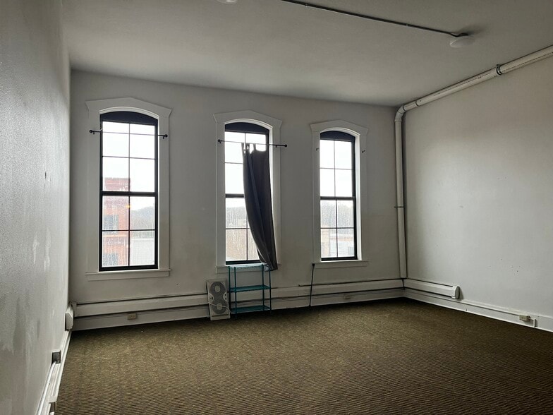More Photos Of 216-218 S Minnesota Ave, Saint Peter Apartments For Sale