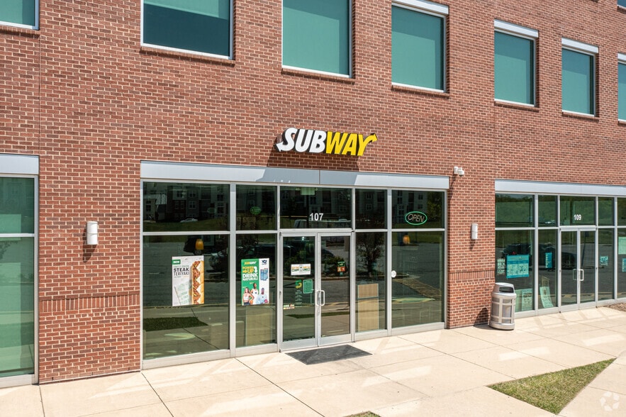 More Photos Of 475 Aquia Towne Center Dr, Stafford Unknown For Lease