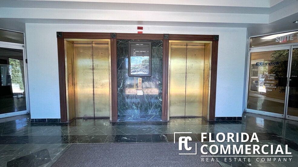 More Photos Of 900-904 E Prima Vista Blvd, Port Saint Lucie Office For Lease
