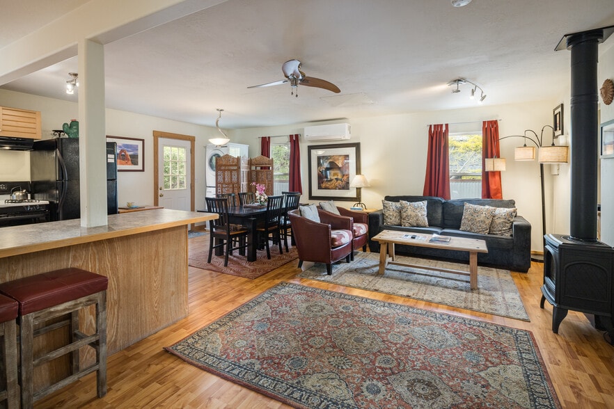 More Photos Of 168 S 100 W, Moab Specialty For Sale