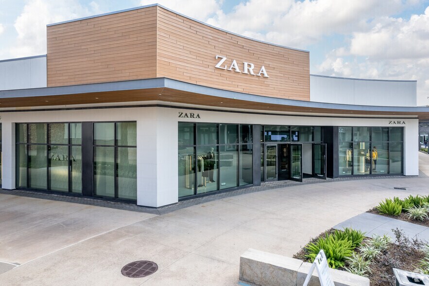 More Photos Of 500 Baybrook Mall, Friendswood Unknown For Lease