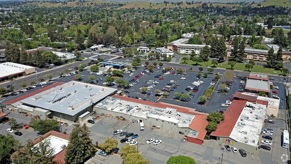 More Photos Of 785 Oak Grove Rd, Concord Unknown For Lease