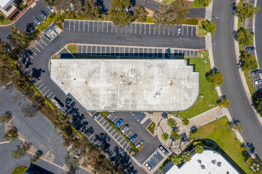 More Photos Of 6020 Cornerstone Ct W, San Diego Office For Sale