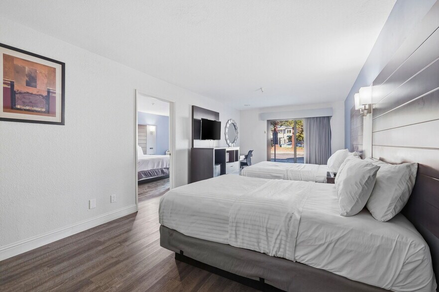 More Photos Of 600 Riverside Ave, Santa Cruz Hotel For Sale