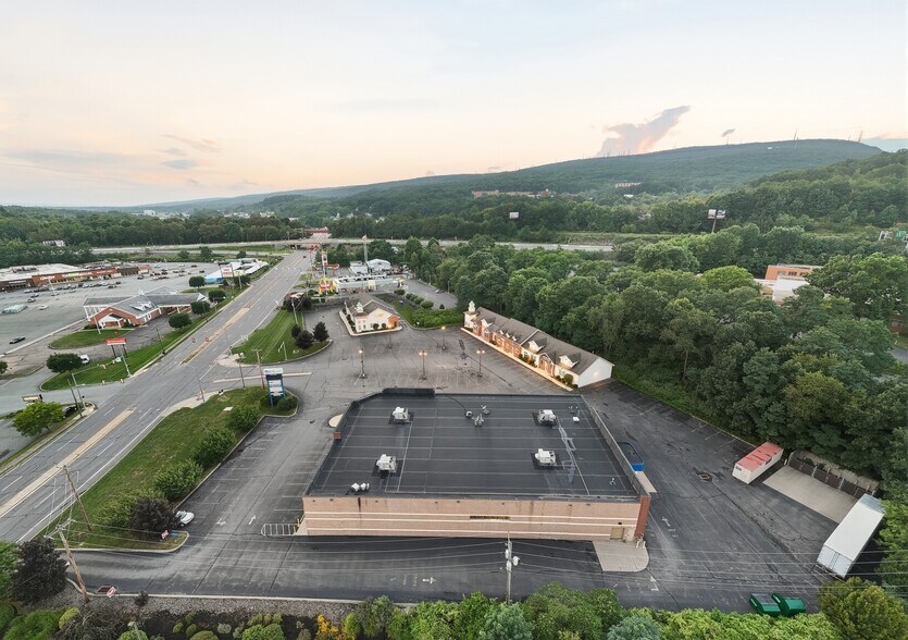 More Photos Of 1777 N Keyser Ave, Scranton Drugstore For Lease
