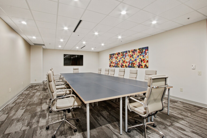 More Photos Of 100 N Barranca St, West Covina Office For Lease