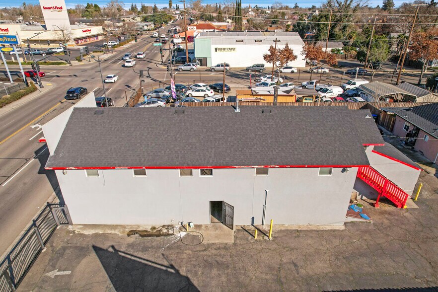 More Photos Of 104 E Lodi Ave, Lodi Storefront Retail Office For Sale