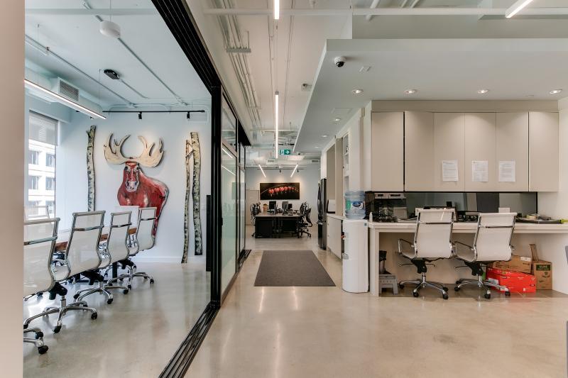 More Photos Of 7 St. Thomas St, Toronto Medical For Sale