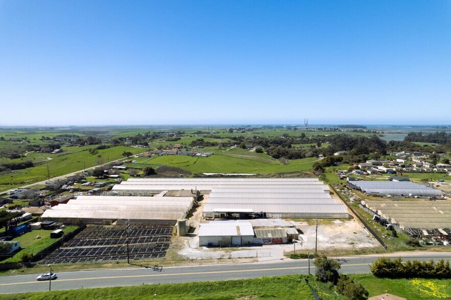 More Photos Of 2150 Elkhorn Rd, Castroville Manufacturing For Sale