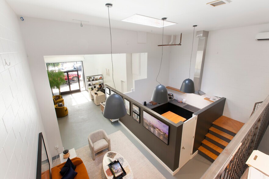 More Photos Of 1766 18th St, San Francisco Storefront Retail Residential For Lease