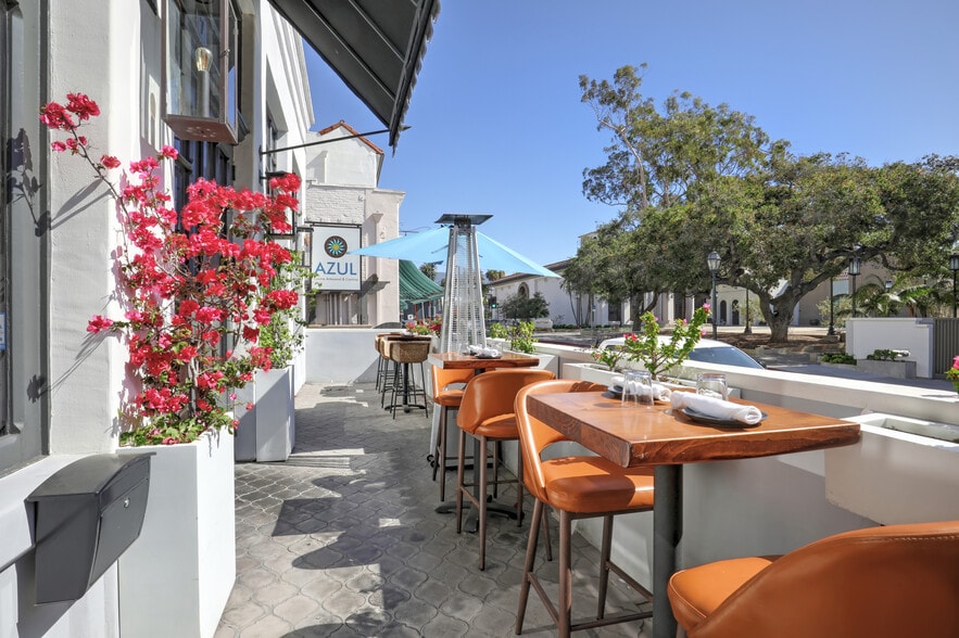 More Photos Of 7 E Anapamu St, Santa Barbara Restaurant For Sale