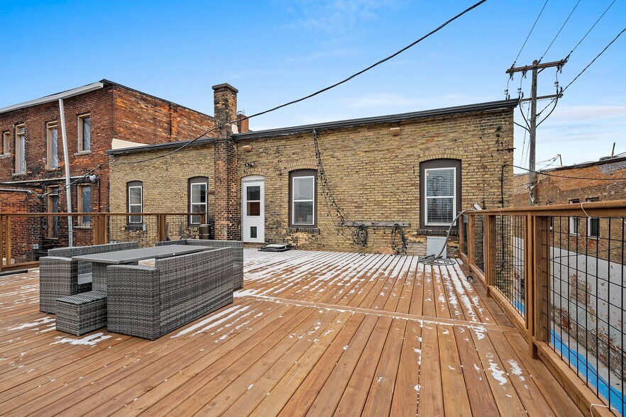 More Photos Of 408 Dousman St, Green Bay Storefront Retail Residential For Sale