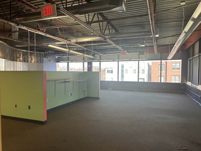 More Photos Of 1972-1986 Massachusetts Ave, Cambridge Office For Lease