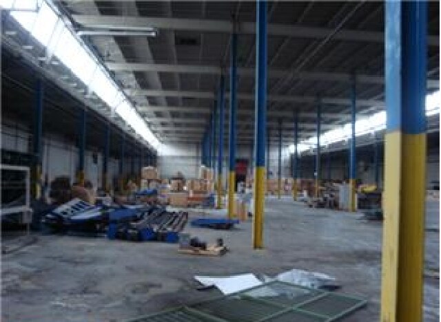 More Photos Of 27 Hubbell Ave, Salem Manufacturing For Sale