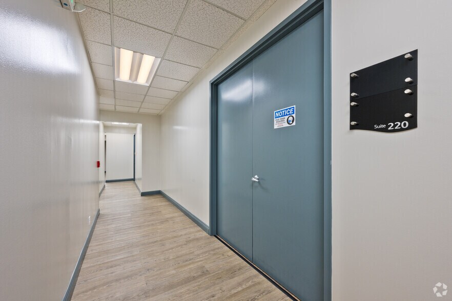 More Photos Of 10807 Laurel St, Rancho Cucamonga Medical For Sale