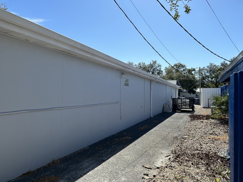 More Photos Of 3715 W Horatio St, Tampa Office For Sale