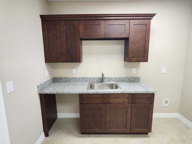 More Photos Of 16310 State Highway 249, Houston Office For Sale