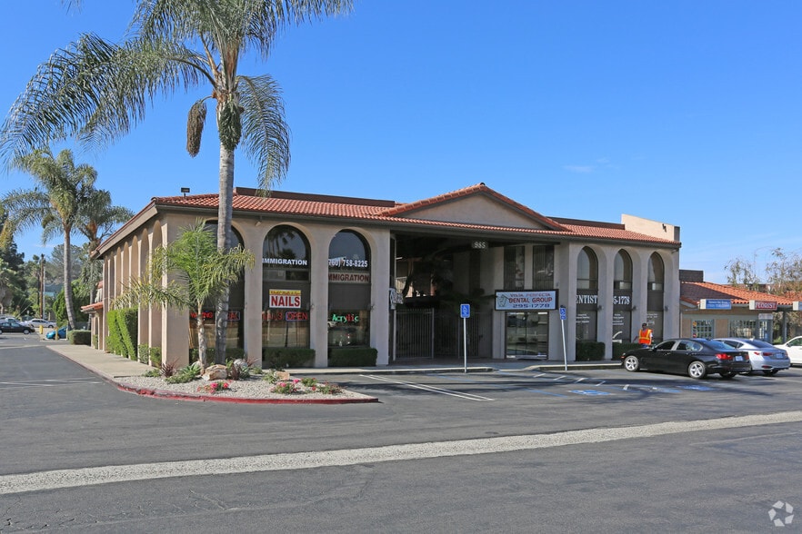 More Photos Of 985 S Santa Fe Ave, Vista Storefront Retail Office For Lease