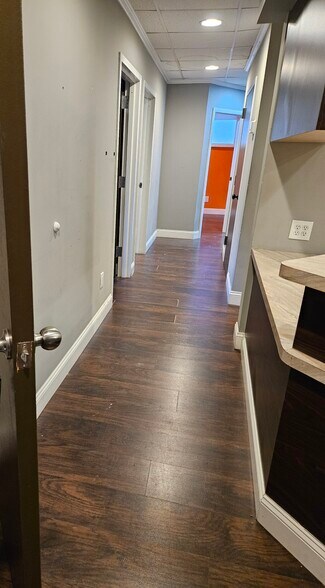 More Photos Of 164 Commack Rd, Commack Medical For Sale