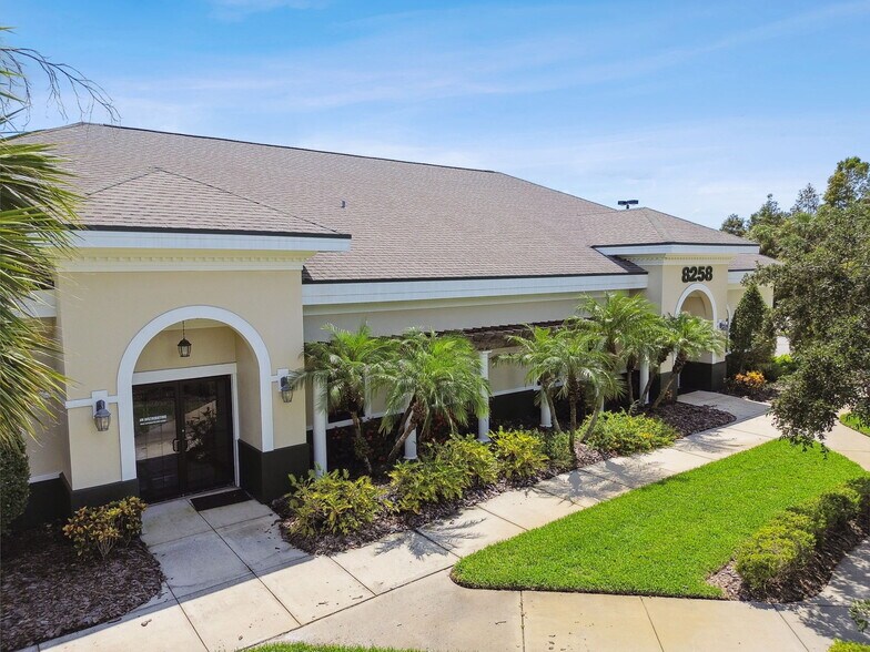 More Photos Of 8258 118th Ave N, Largo Medical For Sale