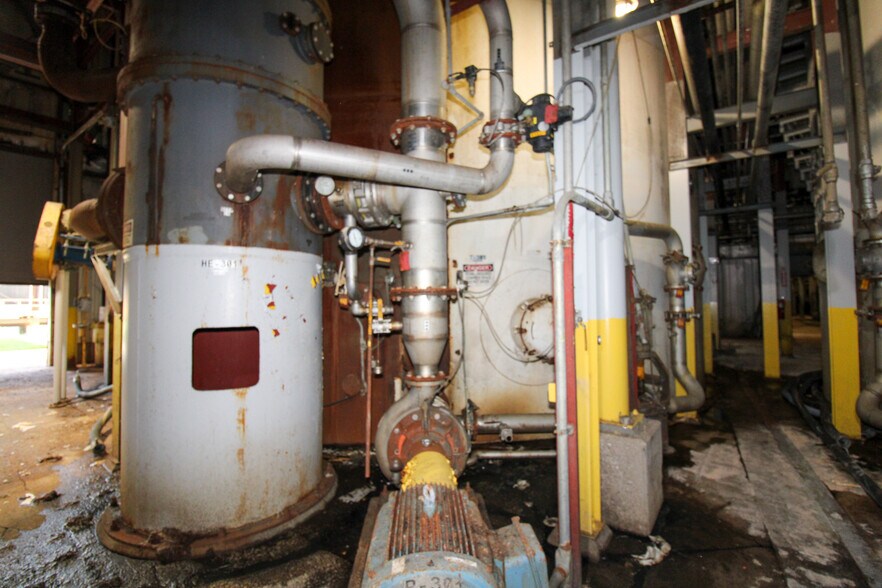 More Photos Of 6059 159th St, Galva Food Processing For Sale
