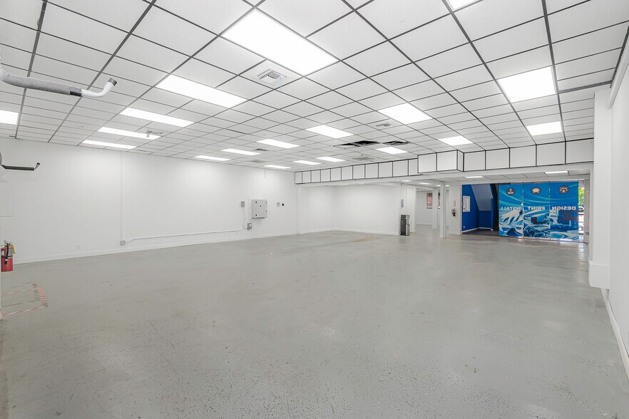 More Photos Of 3650 Coral Ridge Dr, Coral Springs Light Manufacturing For Lease