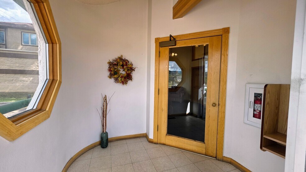 More Photos Of 381 Rampart Range Rd, Woodland Park Medical For Sale