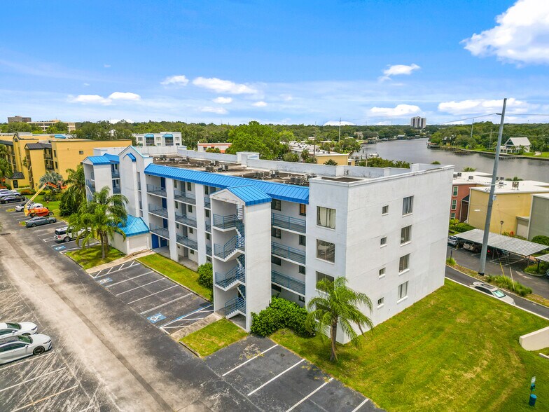 More Photos Of 2424 W Tampa Bay Blvd, Tampa Multifamily For Sale
